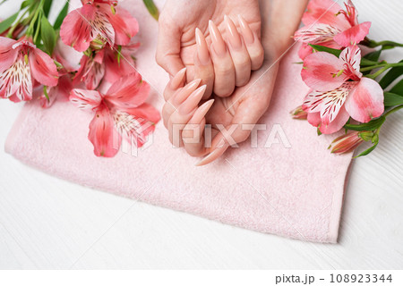 Elegant pastel pink natural manicure. 108923344