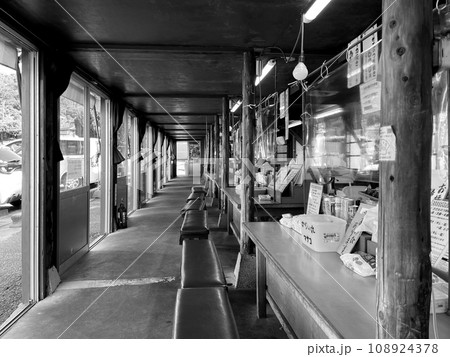 波戸岬のサザエ小屋 108924378