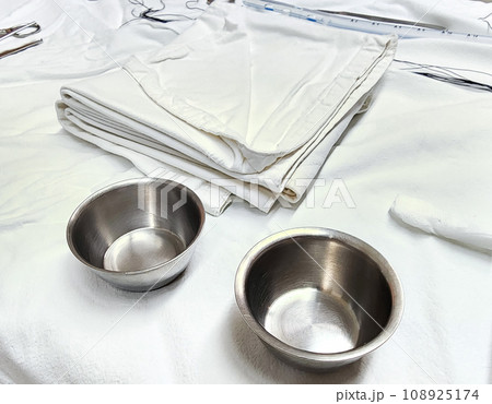 Set of surgical instruments on a hospital table Set of surgical instruments on a hospital table 108925174