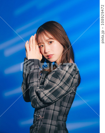 女性のファッションポートレート 美容 スキンケア コスメ 女性のファッションポートレート 美容 スキンケア コスメ 108929472