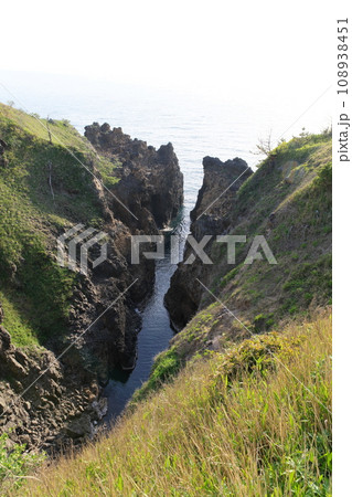 義経の舟隠し 2023年5月 義経の舟隠し 2023年5月 108938451