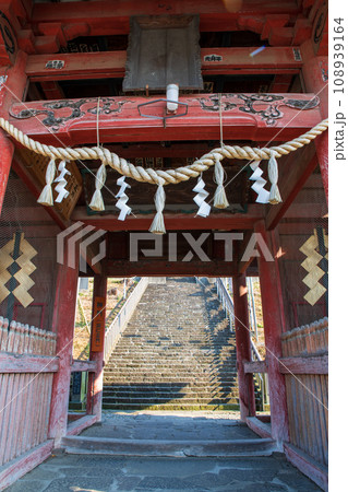 上野國一社八幡宮　神門　群馬県高崎市 108939164
