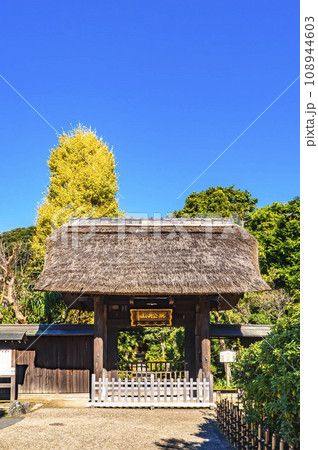 常楽寺の山門 108944603