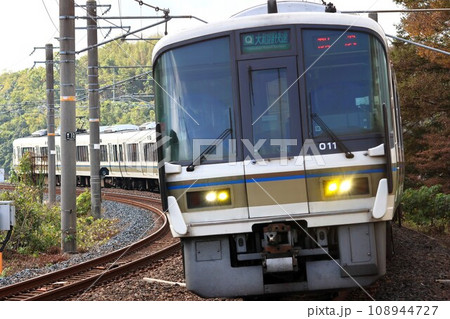 【JR西日本】221系「大和路快速」（大和路線：三郷駅） 108944727