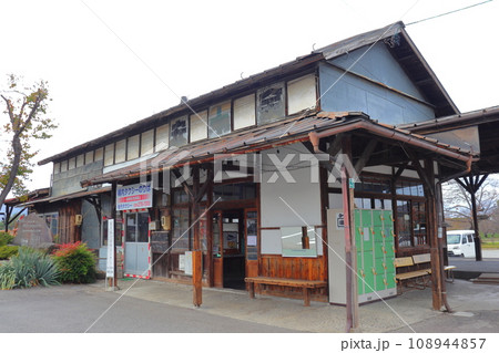廃駅の駅舎 長野電鉄 旧松代駅 108944857