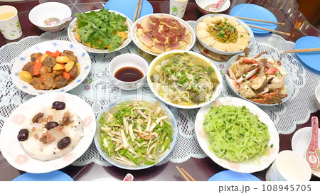 中国・上海の一般的な家庭料理 中国・上海の一般的な家庭料理 108945705