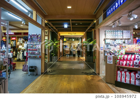 東京スカイツリータウン　ソラマチ商店街　一階 108945972