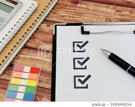 チェックリスト 108948054