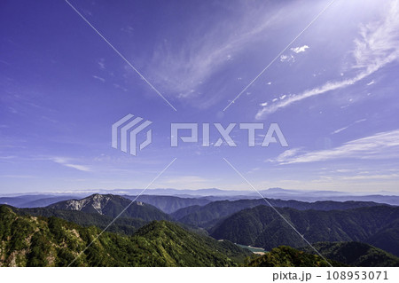 白山の秋景色 108953071