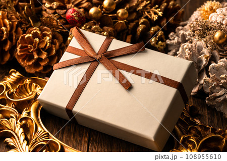 クリスマスプレゼント。クリスマスイメージ 108955610