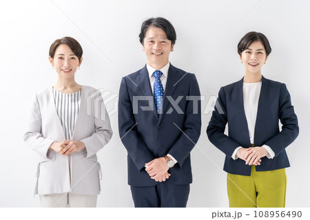 ビジネス　男女　ポートレート 108956490