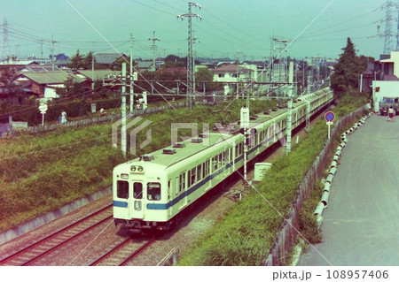 小田急2400形HE車2556他＋5000形5156他・急行、玉川学園前ー町田、1976年9月15日 108957406