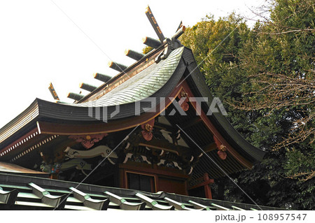 峯ヶ岡(みねがおか)八幡神社の社殿【埼玉県川口市】 108957547