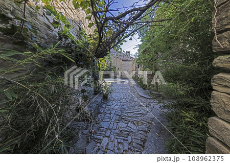 Picture from the historic ghost town of Dvigrad in Instria during the day 108962375