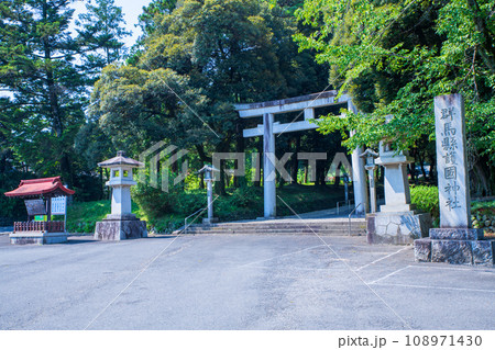 群馬懸護国神社　高崎市　真夏の風景 108971430