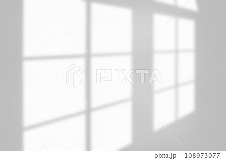 Window shadow drop on white wall background 108973077