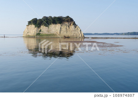早朝の見附島　2023年5月 108974807