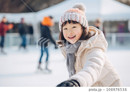 アイススケートを楽しむ子供 AI生成画像 AI画像 アイススケートを楽しむ子供 AI生成画像 AI画像 108976538