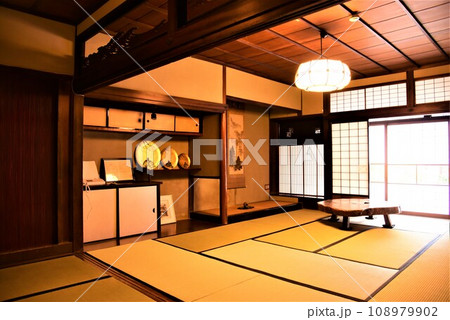 レトロな和室 108979902