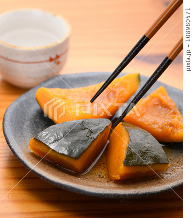 かぼちゃ煮物 かぼちゃ煮物 108980571