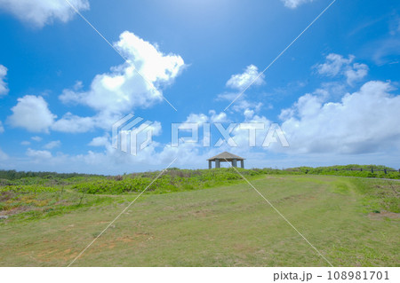宮古島 伊良部島 白鳥岬公園 宮古島 伊良部島 白鳥岬公園 108981701