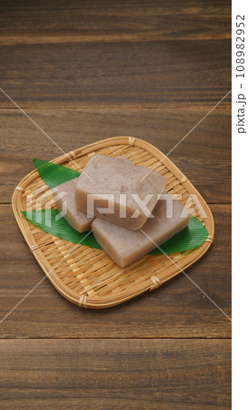 こんにゃく 108982952