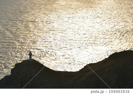 長崎県五島市大瀬崎灯台展望台からの眺め(2022年) 108983816