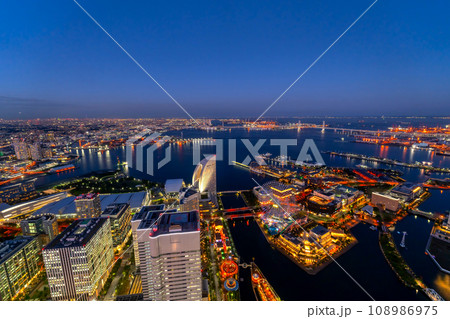 横浜夜景　2023年秋　 108986975