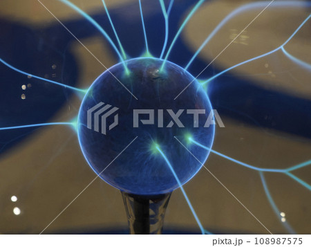 plasma lamp detail with energy rays 108987575
