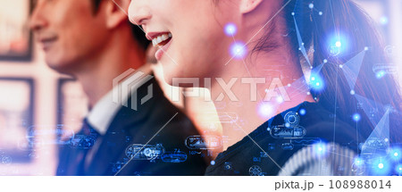 商談をする人物 108988014