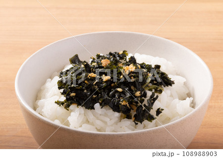 しそわかめのふりかけ　鮭とたらこ入り 108988903