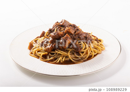 牛肉のラグー パスタ 牛肉のラグー パスタ 108989229