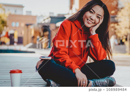 Takeaway paper cup with copy space area for advertising text Takeaway paper cup with copy space area for advertising text 108989484