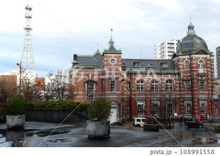 晩秋の時雨のあとの盛岡の風景 108991558