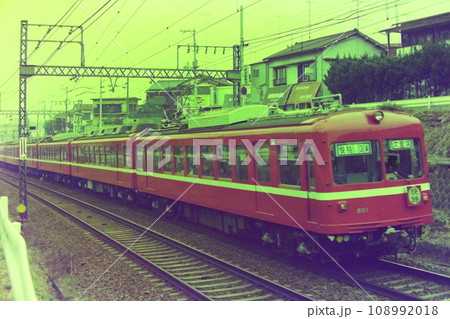 種別板をつけていた頃の京急600形601他・快特、上大岡ー屛風浦、1976年12月3日 種別板をつけていた頃の京急600形601他・快特、上大岡ー屛風浦、1976年12月3日 108992018