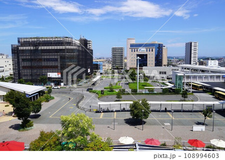 テラスモール湘南よりみた辻堂駅北口 テラスモール湘南よりみた辻堂駅北口 108994603