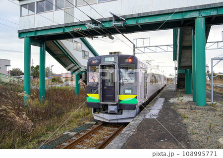 JR北海道・737系電車C-3編成 108995771