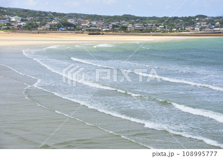 長崎県五島市白良ヶ浜高浜と中浜海水浴場の風景(2022年) 長崎県五島市白良ヶ浜高浜と中浜海水浴場の風景(2022年) 108995777