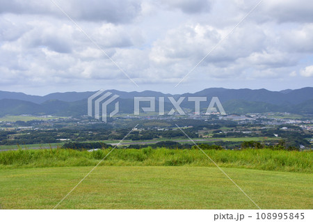 長崎県五島市鬼岳の風景(2022年) 108995845