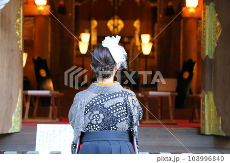 卒業袴撮影前撮りロケーション撮影イメージ、女子大生卒業生ロケ撮影レンタル衣装 卒業袴撮影前撮りロケーション撮影イメージ、女子大生卒業生ロケ撮影レンタル衣装 108996840