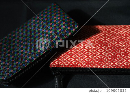 日本の伝統工芸品「印伝」 日本の伝統工芸品「印伝」 109005035