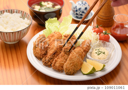 牡蠣フライ定食 牡蠣フライ定食 109011061
