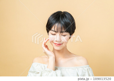 ビューティー 女性 ビューティー 女性 109013520