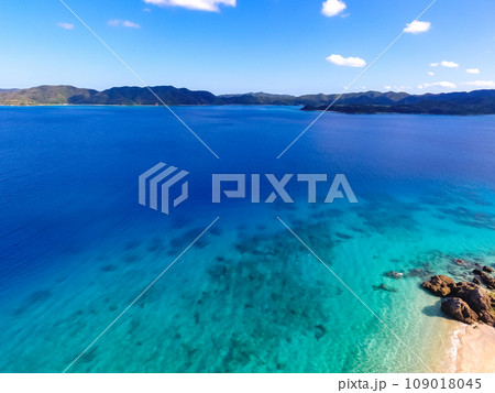奄美大島 倉崎海岸 空撮 奄美大島 倉崎海岸 空撮 109018045