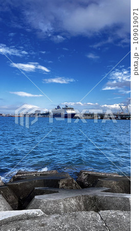 蒼い海と空 109019071