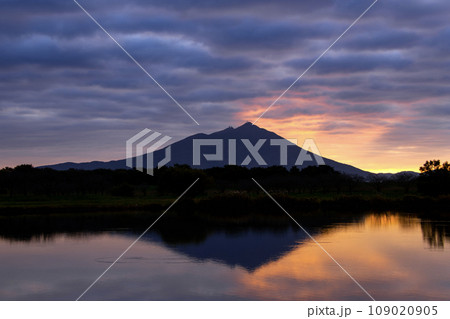 夜明け　つくば山 109020905