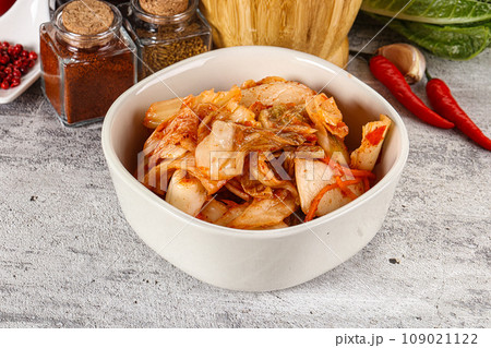Korean cuisine fermented cabbage kimchi Korean cuisine fermented cabbage kimchi 109021122