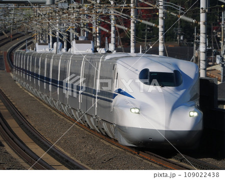 新幹線N700S　J19編成　大津市瀬田付近にて 109022438