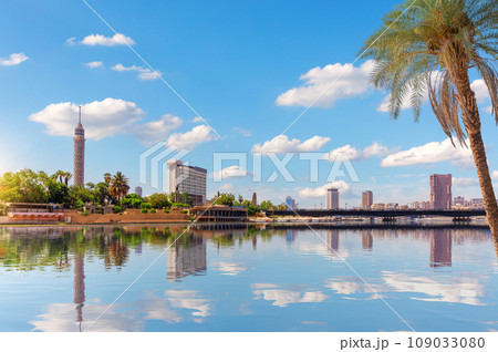 Nile river and famous buildings of Cairo downtown, great scenery of Egypt 109033080