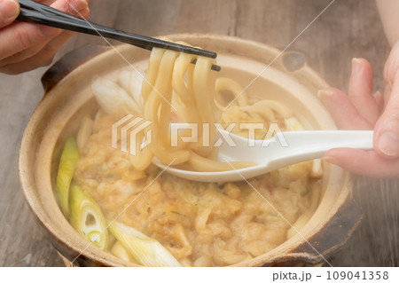 鍋焼きうどん　箸あげ 109041358